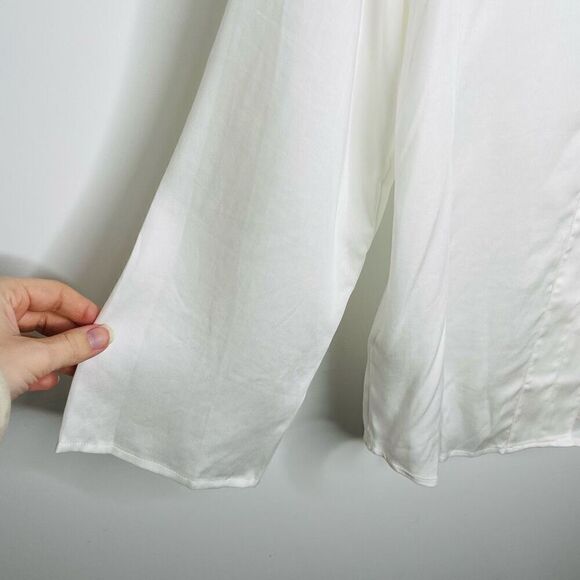 Vetta Women's White Sheer The Reversible Minimal Blouse Size Small S NWT Capsule - Picture 7 of 10